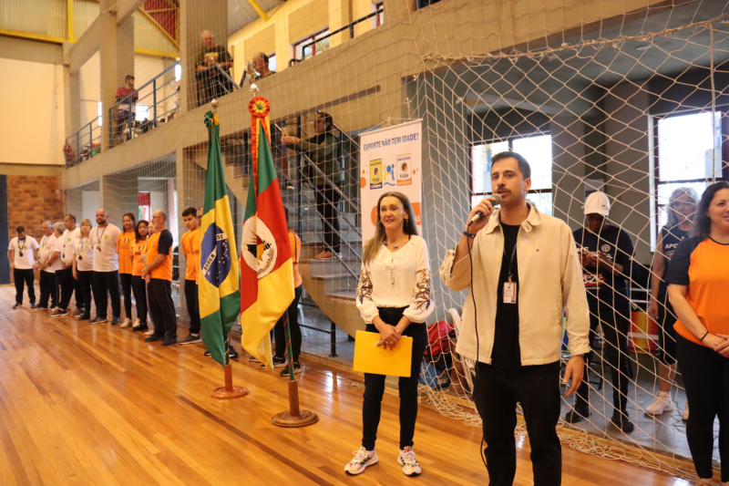 Diretor-geral Bruno Ortiz Porto na cerimônia de abertura